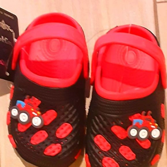 😍❤CHILDREN CLASSIC CLOGS SHOES - Picture 4 of 4